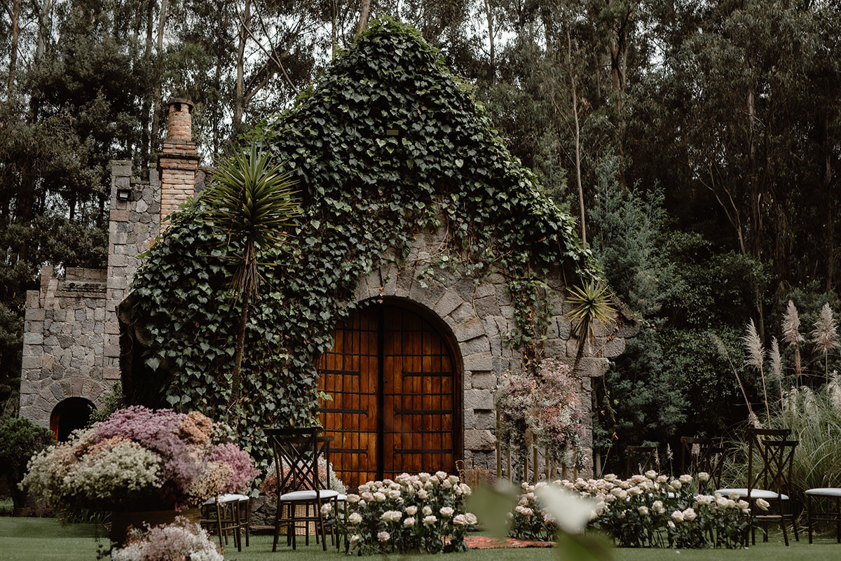 Karen & Jonathan wedding venue in Cayambe, Ecuador